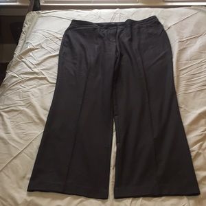 Alfani Dress Pants – Black and white – 18W